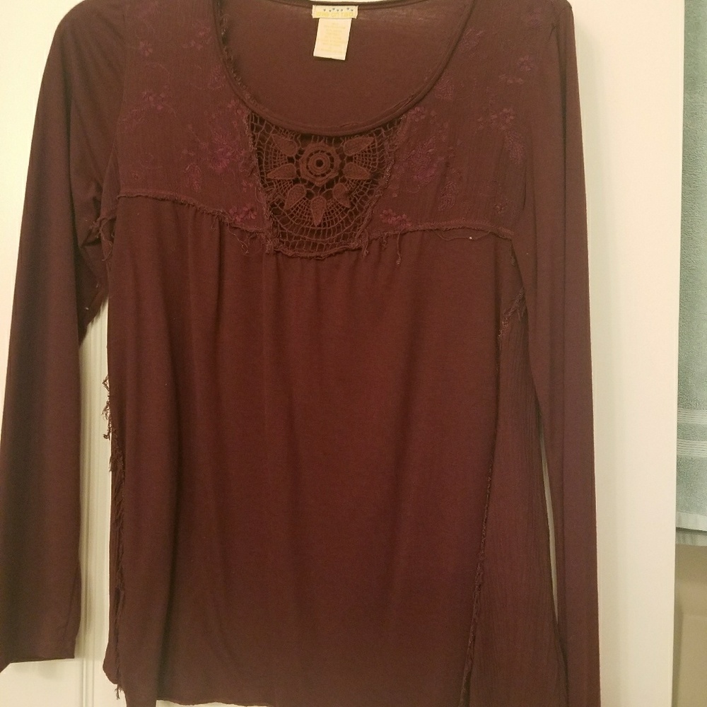 Burgundy long sleeve t-shirt material top